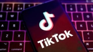 Intelligence chief warns Canadians that China can use TikTok to spy on them